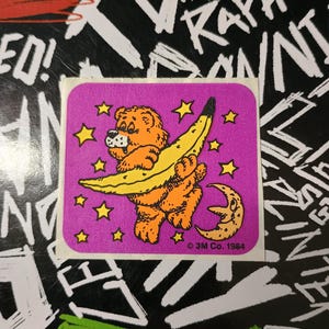 Vintage 3 M banane ours lune étoiles renifler autocollant des années 1980