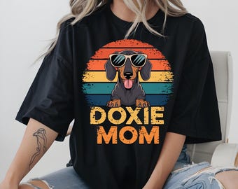 Retro Doxie Mom T-Shirt, Vintage Dachshund Graphic Tee