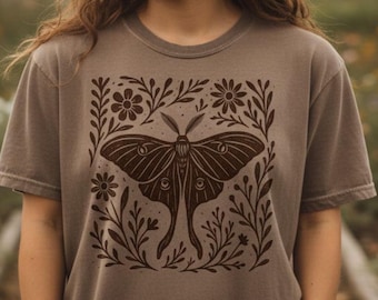 Luna Moth Comfort Colors T-Shirt, Botanical Graphic Tee