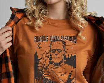 Frankie Loves Feathers Halloween T-Shirt, Spooky Parrot Tee