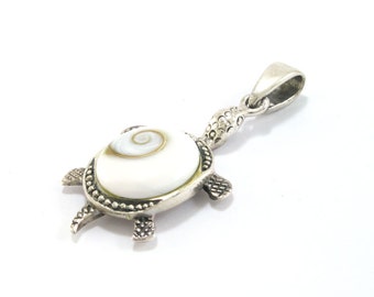 Silver pendant Turtle Shape with Shiva eye shell