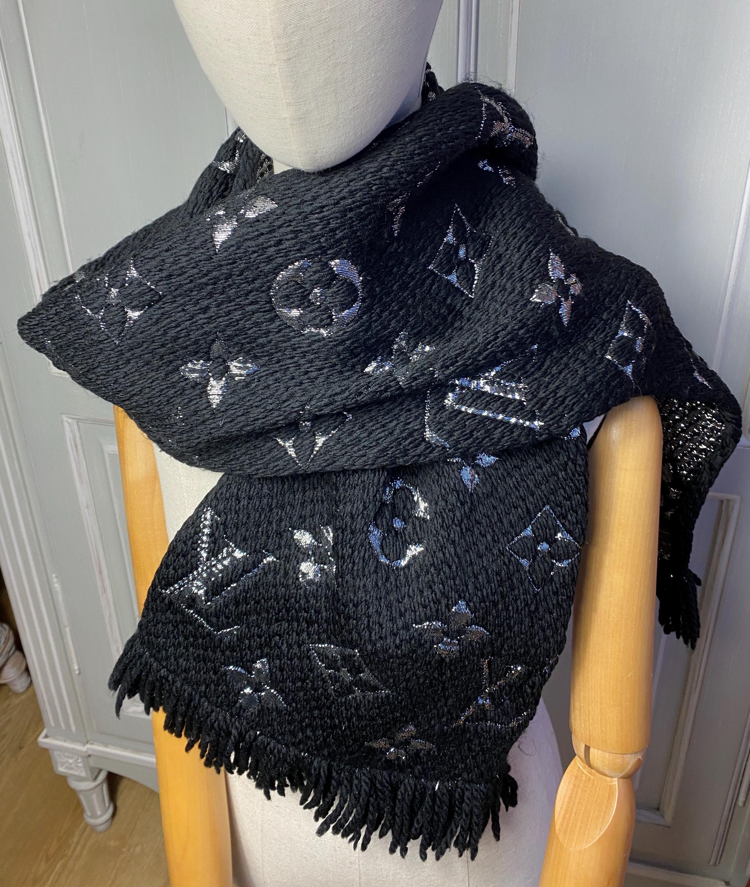 Louis vuitton silk scarf - Etsy 日本