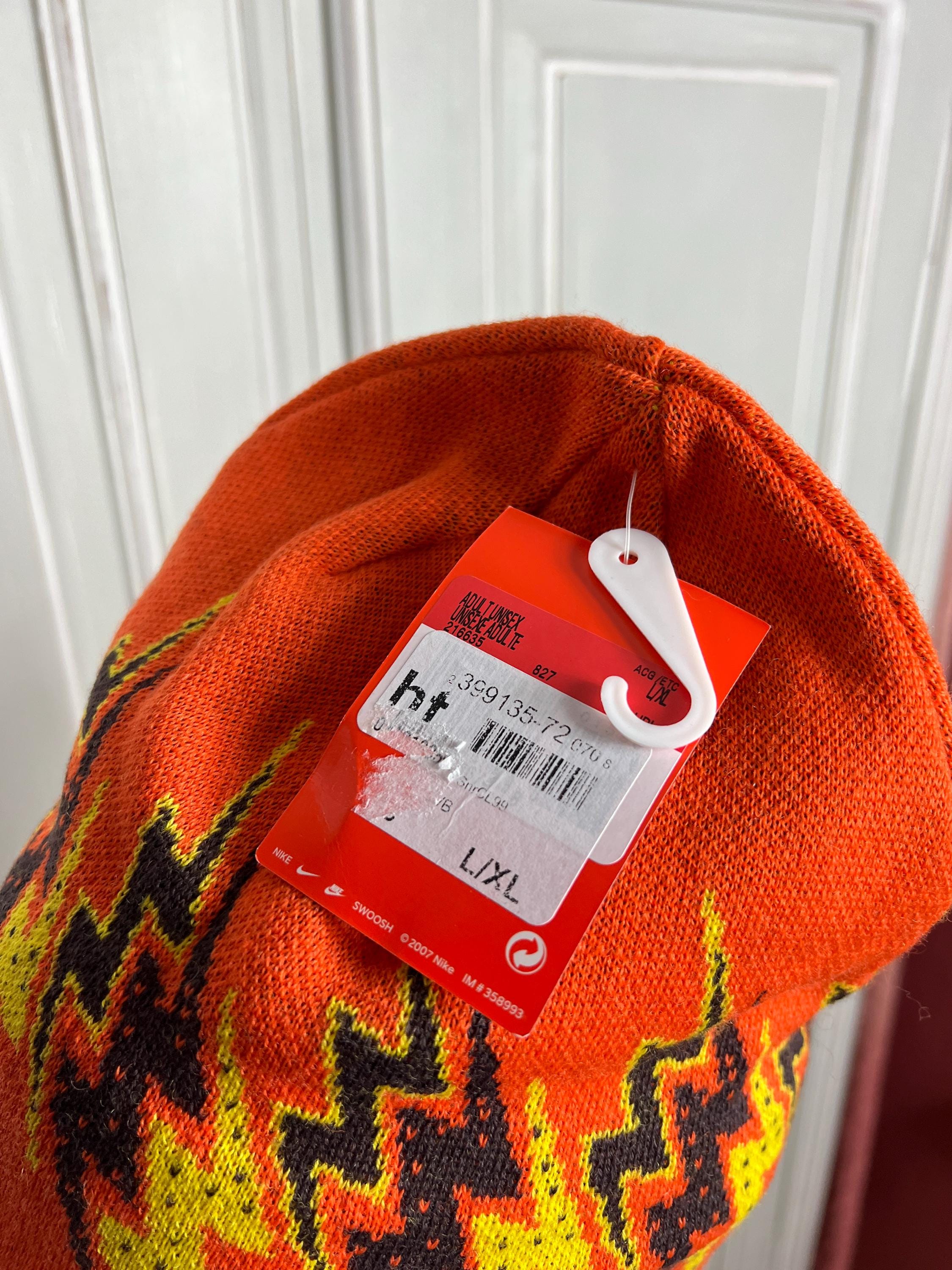 帽子 Nike acg ear flap beanie Y2K vintage Nike ACG Earflap Beanie Hat - Electric Scooters London
