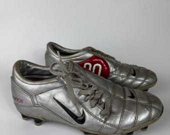 vintage nike air zoom total 90 silver red footbal soccer boots y2k size us 9.5 eur 40