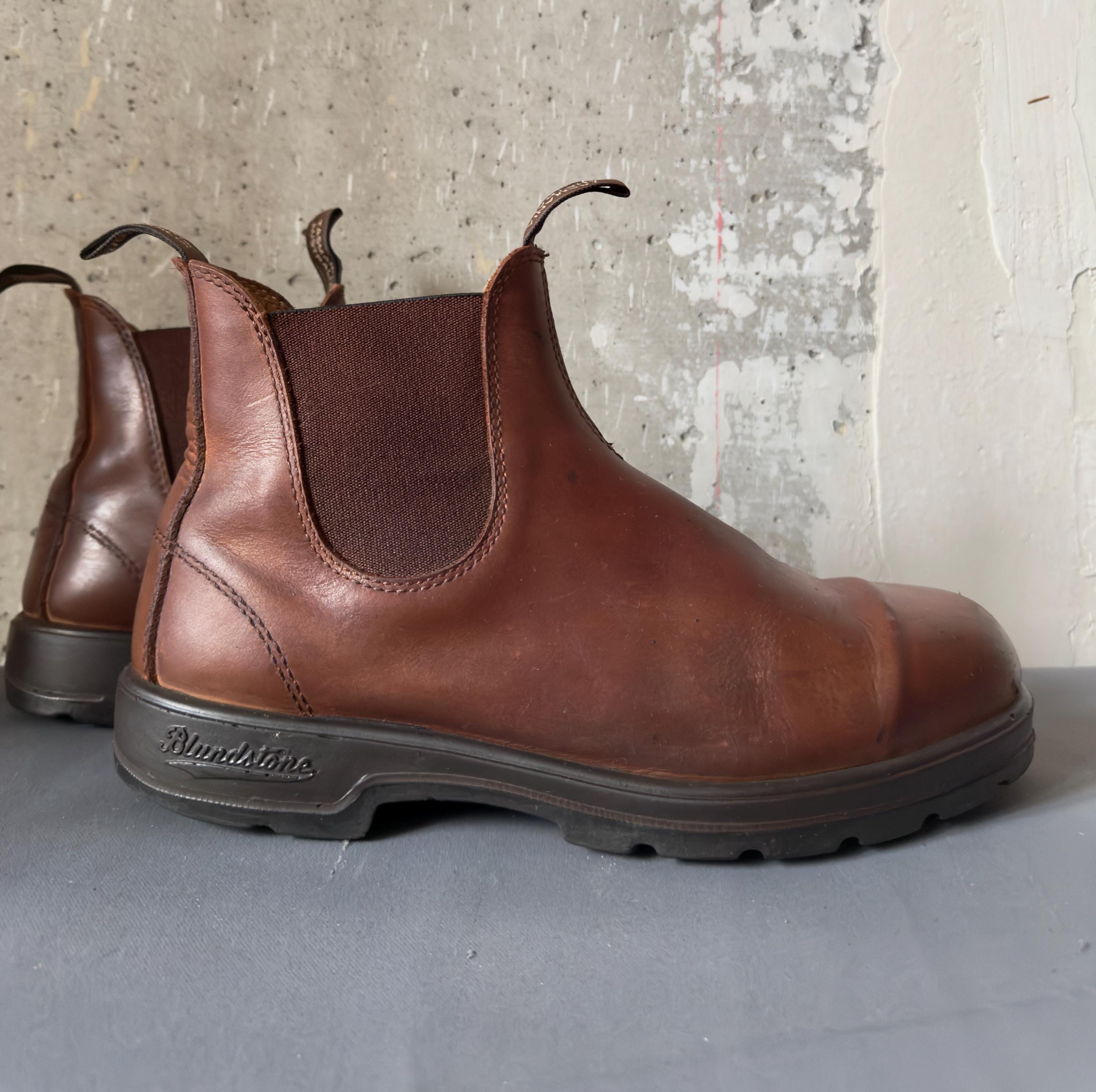 blundstone brown dress boots Rustic Brown Leather Chelsea Boots, Men's Dress 1306 main image 0