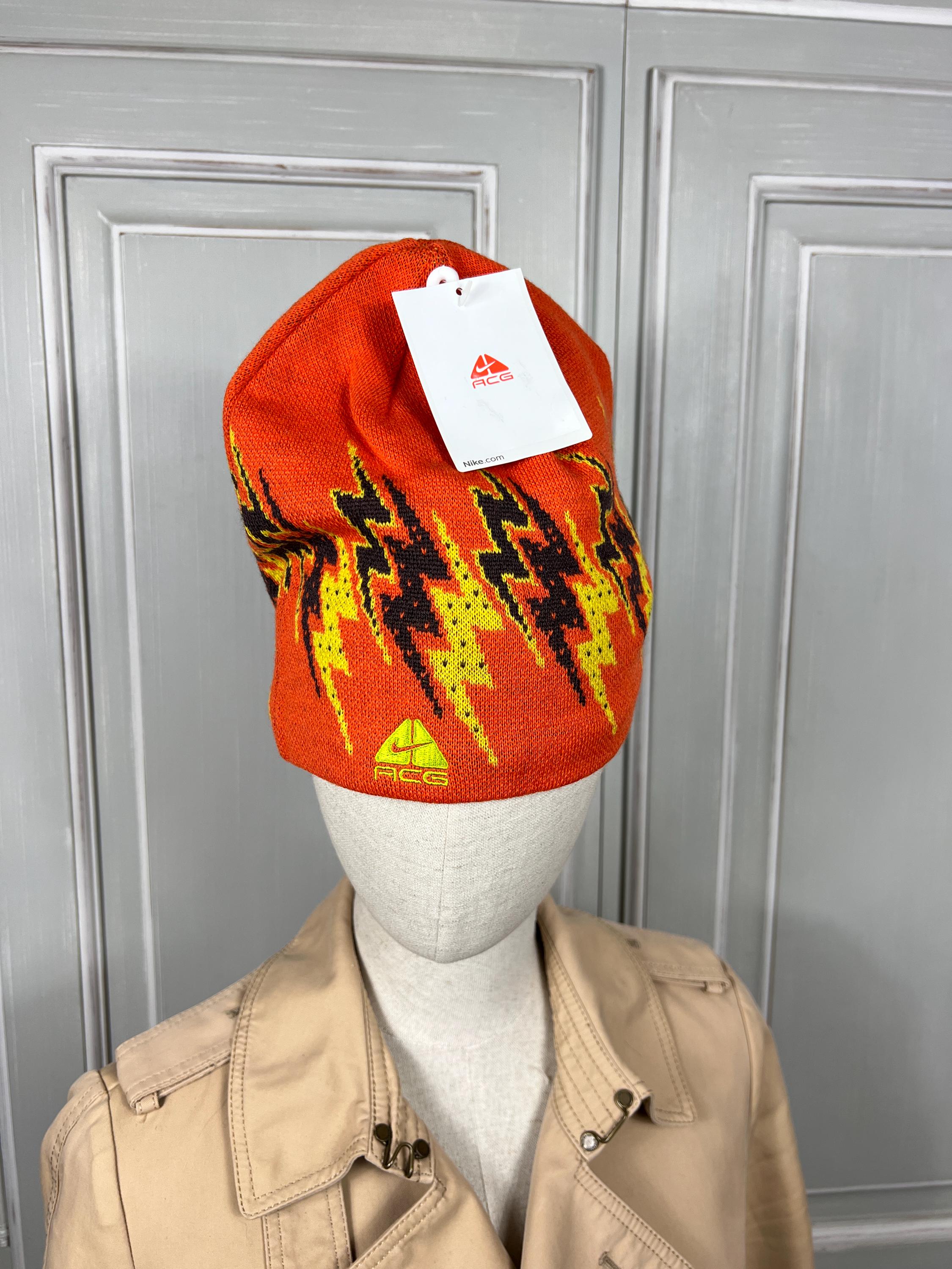 nike acg デッドストック ビーニー Vintage NWT Nike ACG Rider Beanie Dead Stock Means Orange