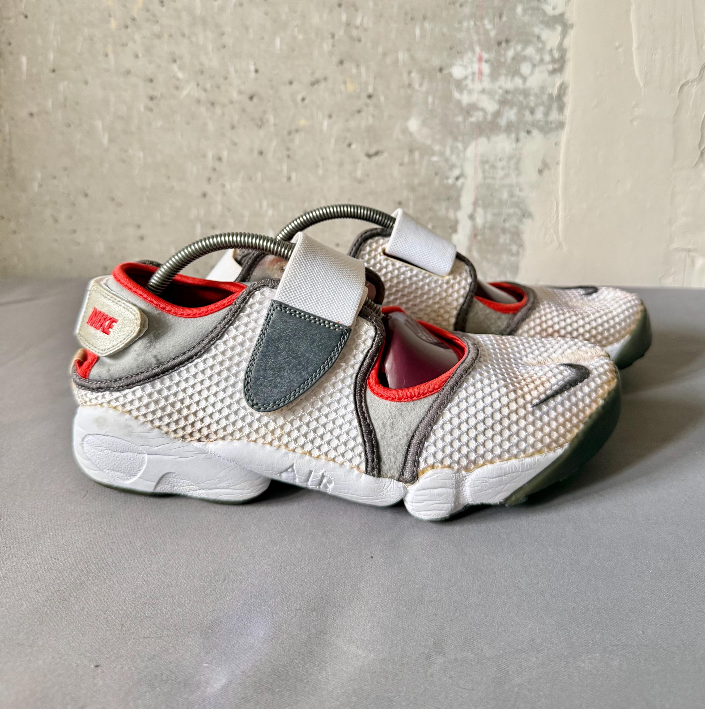 Crazy Vintage Nike Air Rift Ninja Sandals Tabi White Gray Red