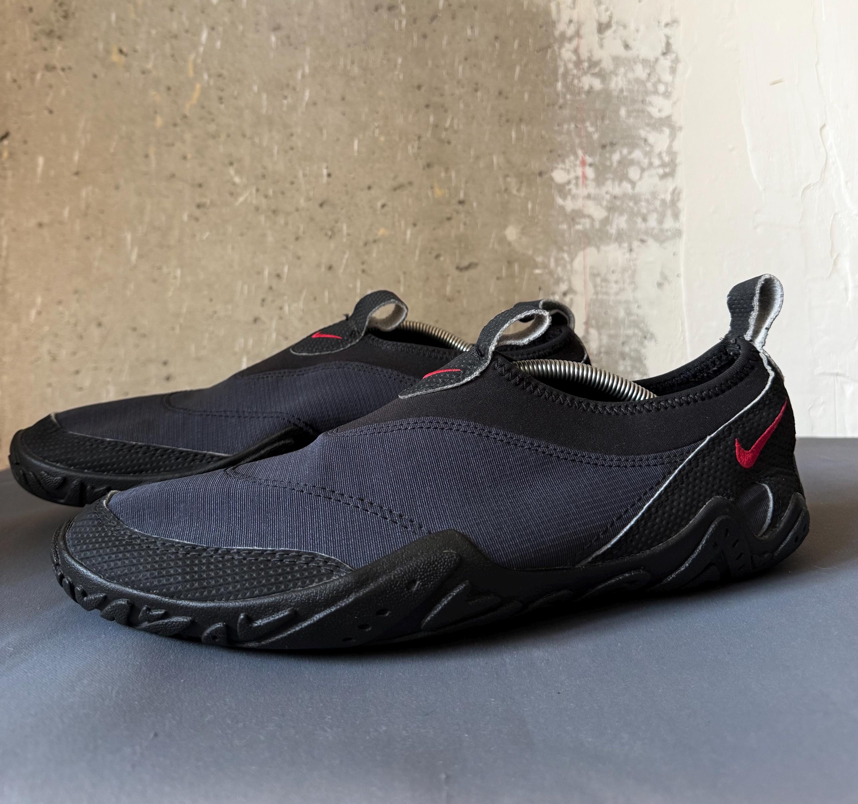 ほぼ未使用 NIKE ACG AQUA SOCK 27cm US9 黒 90s ほぼ未使用 NIKE ACG AQUA SOCK 27cm US9 黒 90s - メルカリ