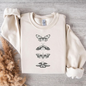 Butterfly Hoodie, Floral Butterfly Sweatshirt, Butterfly Lover Hoodie, Animal Sweatshirt, Animal Lover Gift, Butterfly Hoodie, Woman Gift