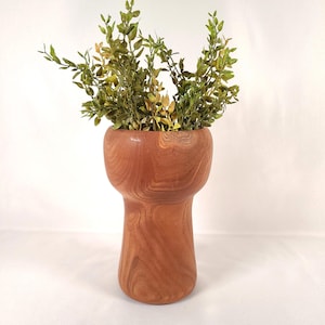 Oregon myrtlewood pedestal bowl, tall house plant display stand, skinny table centerpiece, kitchen organizer, entry drop zone catchall dish