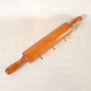 Ganci da parete per mattarello, portautensili vintage con fessura per biglietti da visita, grazioso portaoggetti in stile cottagecore anni '70, organizer da parete in legno per cucina