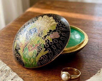 Caja de esmalte cloisonné vintage / Soporte de latón para joyas y anillos con diseño floral de nube