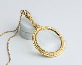 Vintage Magnifying Glass Necklace, Long Magnifier Pendant, Ornate Art Nouveau Necklace Gold, Reading Magnifier Necklace, Magnifying Pendant