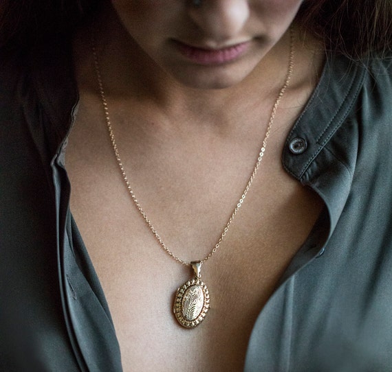 Vintage Reversible Gold Filled Locket Necklace, L… - image 2