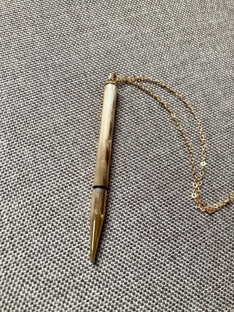 Vintage Chevron Pencil Necklace, Antique Gold Pencil Pendant Necklace, Pencil Jewelry, Vintage Pencil Long Necklace, Writing Necklace image 4