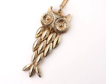 Vintage Owl Necklace, Movable Gold Owl Pendant, Whimsical Owl Jewelry Long Gold Chain, Antique Pendant, Patterned Large Bird