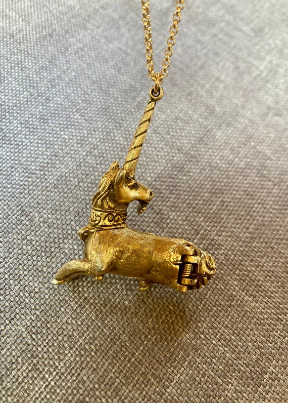 Vintage Unicorn Locket, Long Unicorn Necklace, Go… - image 6