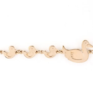 Family Duck Necklace, Vintage Duckling Pendant, Mother&#39;s Day Jewelry, Gold Avon Ducklings Jewelry, Mother&#39;s Day Gift, Mom and Baby, Mallard