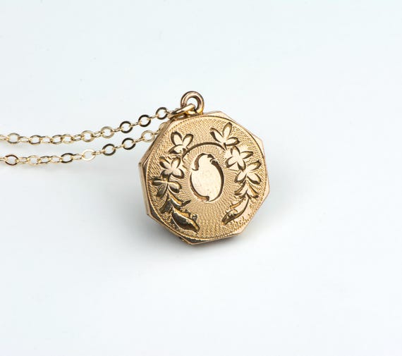 Vintage Tiny Octagonal Locket, Octagon Necklace E… - image 1