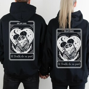 Til Death Do Us Part Hoodie - Schwarzer Hoodie mit Tarotkarten-Motiv & personalisierbarem Datum - Paar Hoodie als Geschenk zum Valentinstag