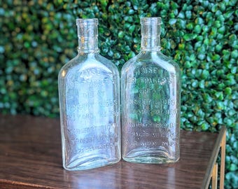 Botellas de vidrio transparente de boticario antiguas - Insecticida Dr. Trager, década de 1900, Scranton, PA, decoración del hogar