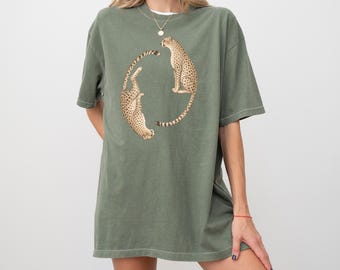 Cheetah Art Comfort Colors Shirt, Wildlife Animal Graphic Tee, Vintage Nature Illustration Shirt, Aesthetic Unisex Adult T Shirt