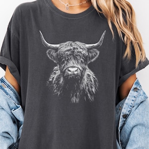 highland cow shirt, highland cow t-shirt, cow shirt, cow t-shirt, cow tee, highland cow lover gift, cow farm shirt, cow lover shirt