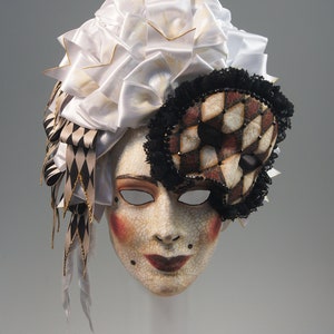 Madame de Pompadour Mask OUT-OF-STOCK/Made-to-Order image 1