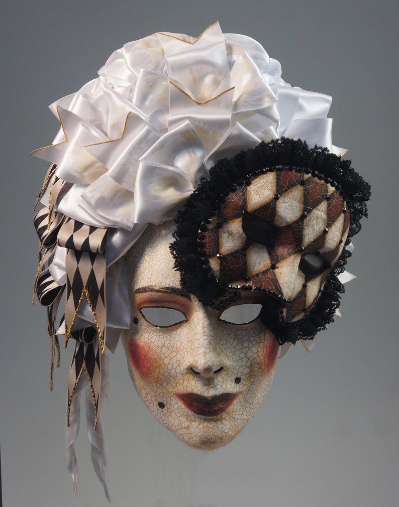 Madame de Pompadour Mask OUT-OF-STOCK/Made-to-Order image 3