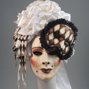 Madame de Pompadour Mask OUT-OF-STOCK/Made-to-Order image 2