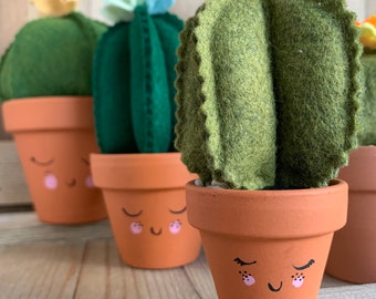 Cactus Cutie (Medium) / Felt Cactus / Potted Plant / Succulent / Handmade