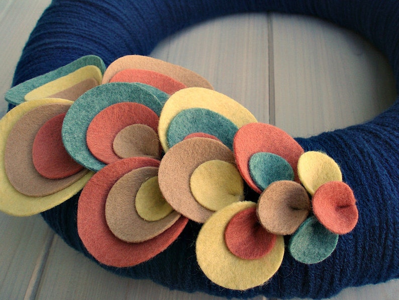 Felt Flower Wreath / Floral Wreath / Yarn / Farmhouse / Modern Etsy