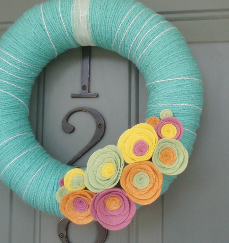 Felt Flower Wreath / Floral Wreath / Yarn / Farmhouse / Modern Etsy