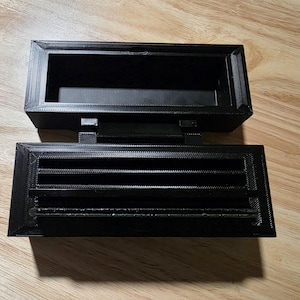 Welding Lens Holder – Mystery Buy, Holds 4-12 Lenses image 1