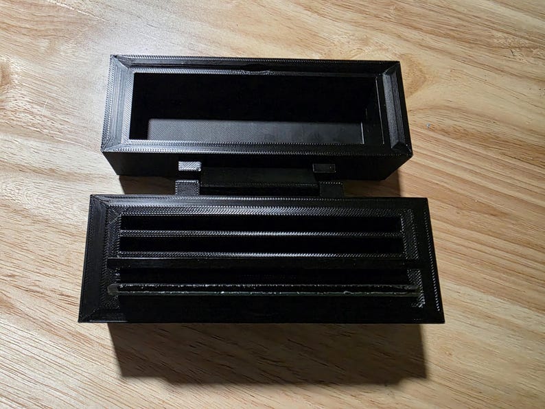 Welding Lens Holder – Mystery Buy, Holds 4-12 Lenses image 1