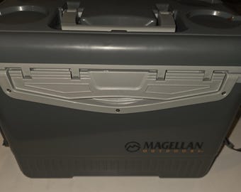 Magellan 13 Quart Cooler/ Dry box Organizer Tray for Lunchbox Top Storage.