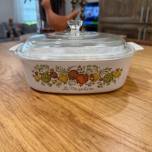 Vintage Spice of Life Corning Ware with lid