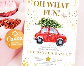 Könnte beinhalten: Eine festliche Weihnachtseinladung mit einem roten Auto, das einen Weihnachtsbaum transportiert. Der goldene Text lautet "OH WHAT FUN!" und lädt Gäste zu einer Weihnachtsfeier mit der Familie Smith ein.