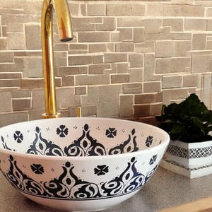 Lavabo en céramique fait main, lavabo en poterie marocaine fabriqué à la main, évier marocain, lavabo en poterie artisanale pour salles de bains de luxe