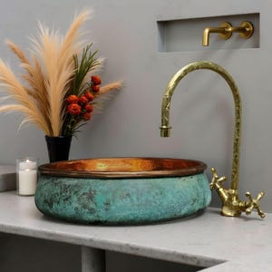 Oxidized Copper Sink Bathroom,  Hammered Green Patina Washbasin,  Olive Green Handmade Copper Sink for Vanity Powder Room, Boho Vanity Basin