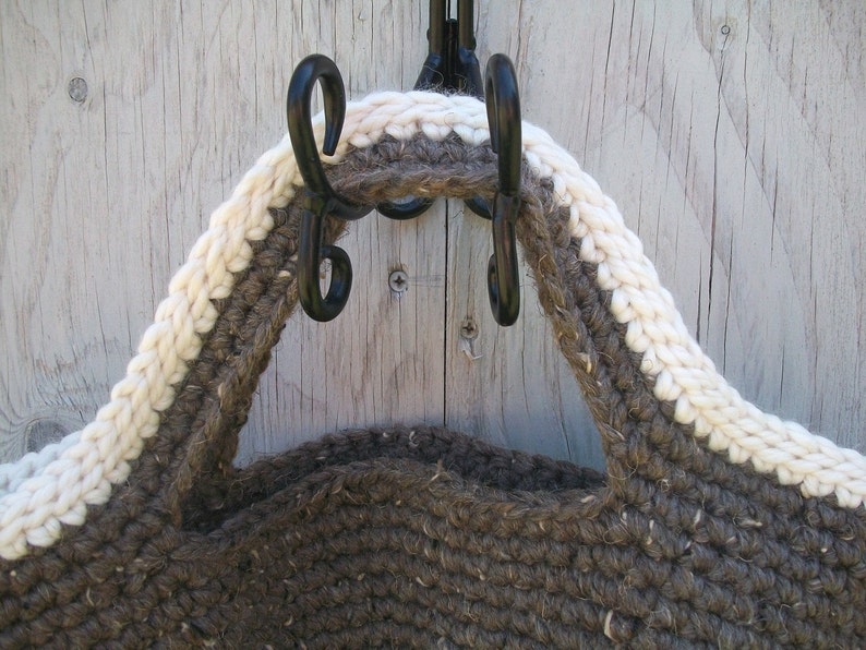 Prairie Market Tote pdf pattern large bag earth tone thick yarn fast crochet image 3