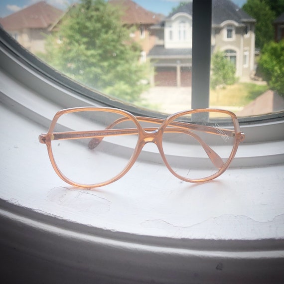 Vintage 1980's Peach Oversized Plastic Eyeglasses