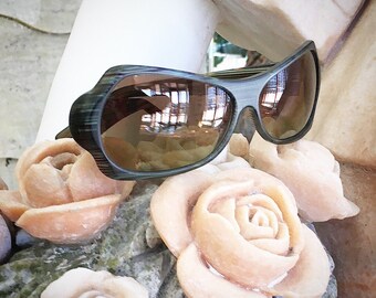 Vintage 1980's Kata Matte Green Striped with Wood Inlay Accents Dual Gradient Sunglasses