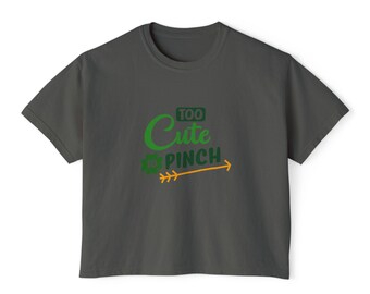 St. Patrick's Day Women's Boxy Tee, Shamrock Green Clover Shirt, Irish Festival Top, Luck of the Irish Graphic Tee, Four Leaf Clover