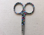 Embroidery scissors with spools Motif - black with spools - 3 1/2 inches