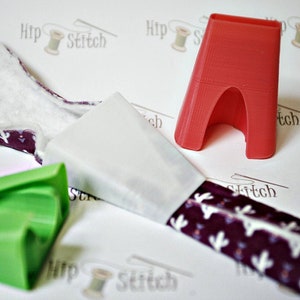 Jelly Roll Jig - Bias tape maker for making Jelly Roll Rugs - made to press a 2 1/2&quot; of fabric with a strip of batting for a jelly roll rug