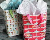 Gift Bag- A Paper card pattern by Caroline Moore - make a simple fabric gift bag - Paper pattern card - Template tool listed separately