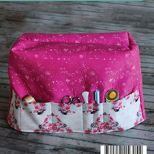 COEQINE Strawberry Print Sewing Machine Cover Dust Cover Pink Print Side  Pocket for Women