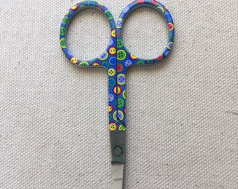 Embroidery scissors with Buttons Motif - blue with buttons - 3 1/2 inches