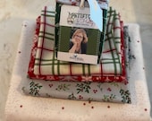 Winter Kisses Quilt Kit with Mistletoe and Holly Fabric by Riley Blake - 59"x75" - incl fabric for quilt top & binding - Quilt Kit